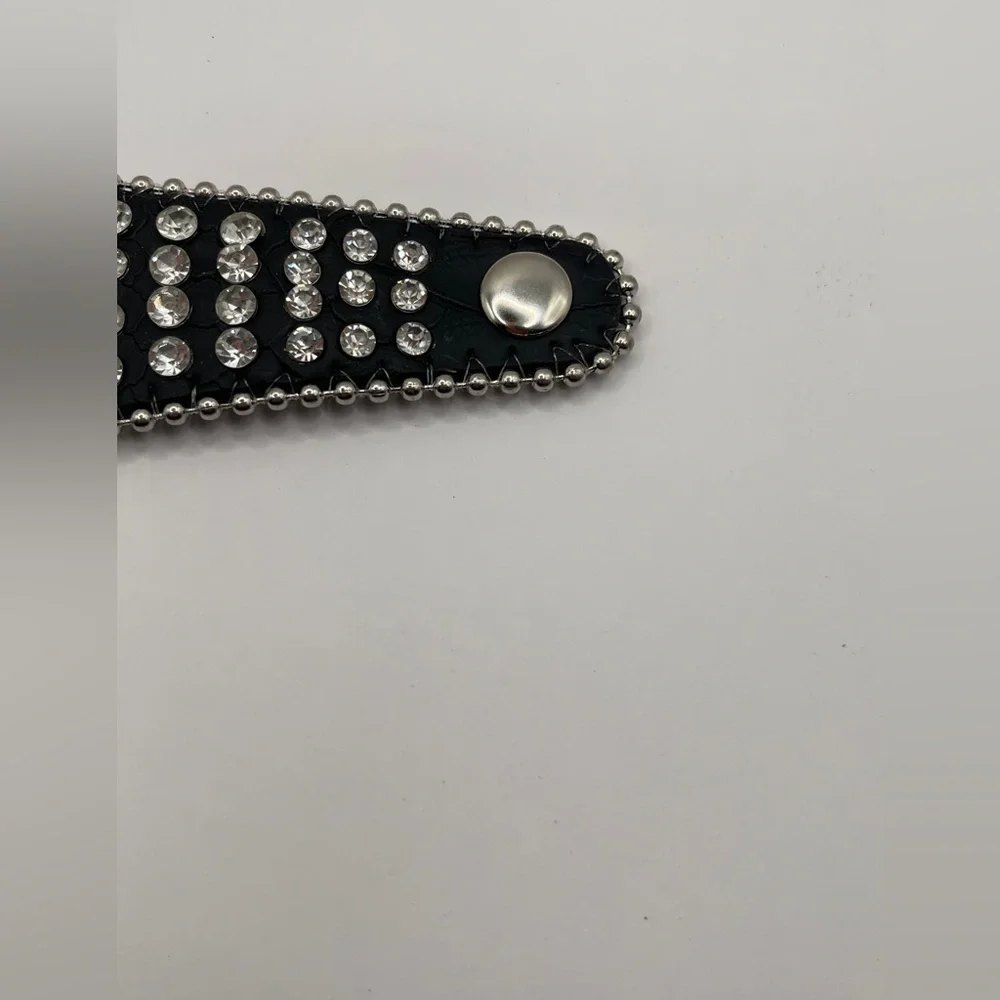 Rhinestone Encrusted Cuff Bracelet - Picture 9 of 10